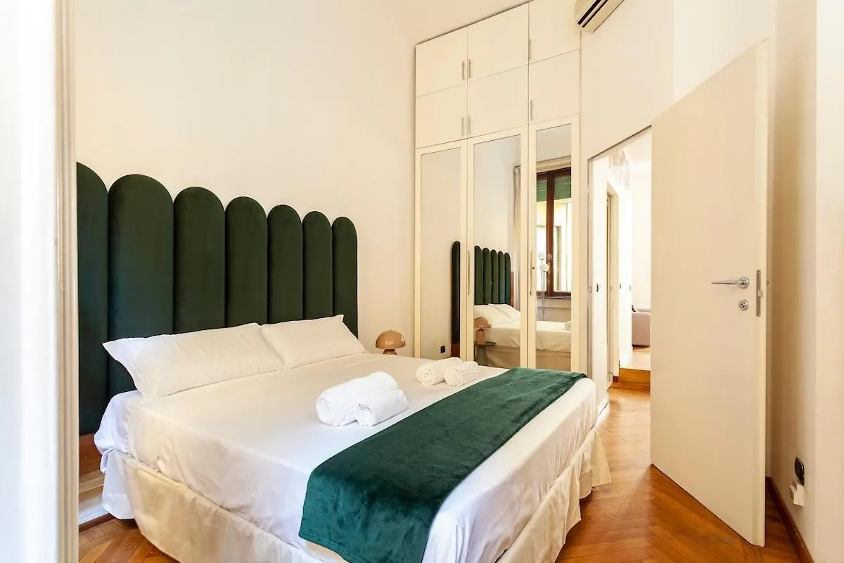 아파트 Bilocale Con Wifi In Palazzo Storico, A 5 Minuti Dal Duomo Zona San Babila - Tribunale 밀라노 이탈리아