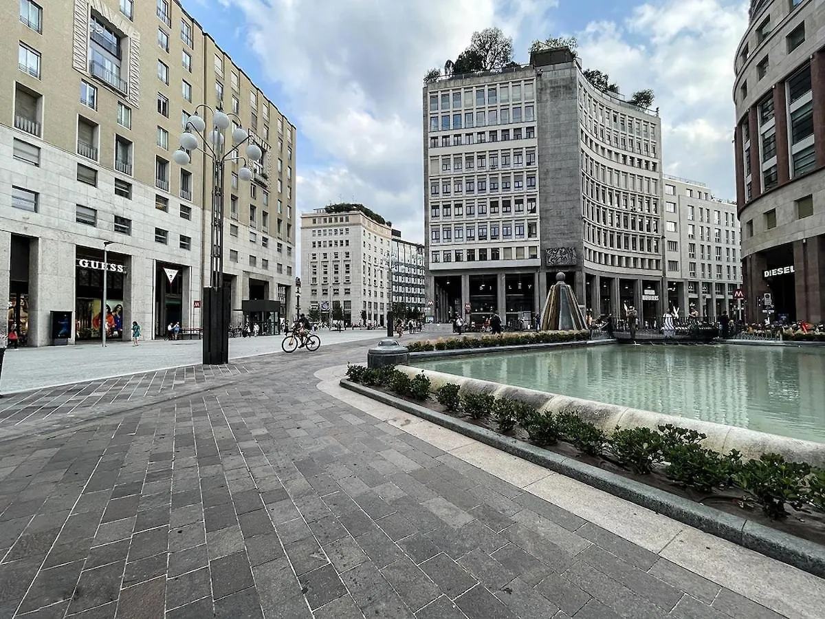 Lejlighed Bilocale Con Wifi In Palazzo Storico, A 5 Minuti Dal Duomo Zona San Babila - Tribunale Milano